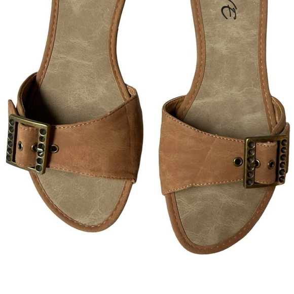 Eve Buckle Sandal Slides Low Heel Camel Color Size 10 - Picture 3 of 15
